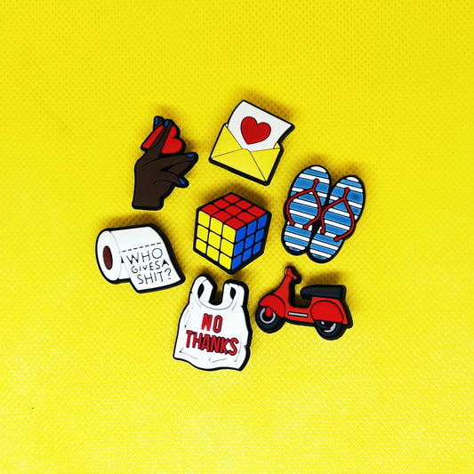 1Pcs Cartoon Cube Crocs Trunk Motorcycle Shoes Decorations for Xmas Gifts