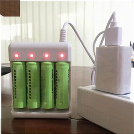 New high-speed USB 3/4 slot fast rechargeable battery charger short circuit protection AAA and AA rechargeable battery station