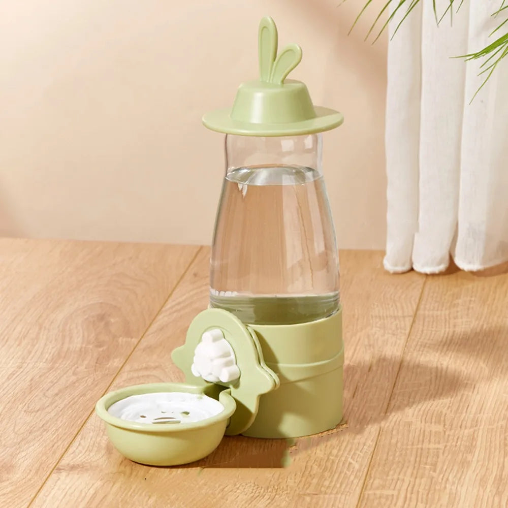 Leakproof Pet Water Dispenser 600ml Anti-Splash Automatic Water Feeder No Spill Hanging Design Drinking Fountain