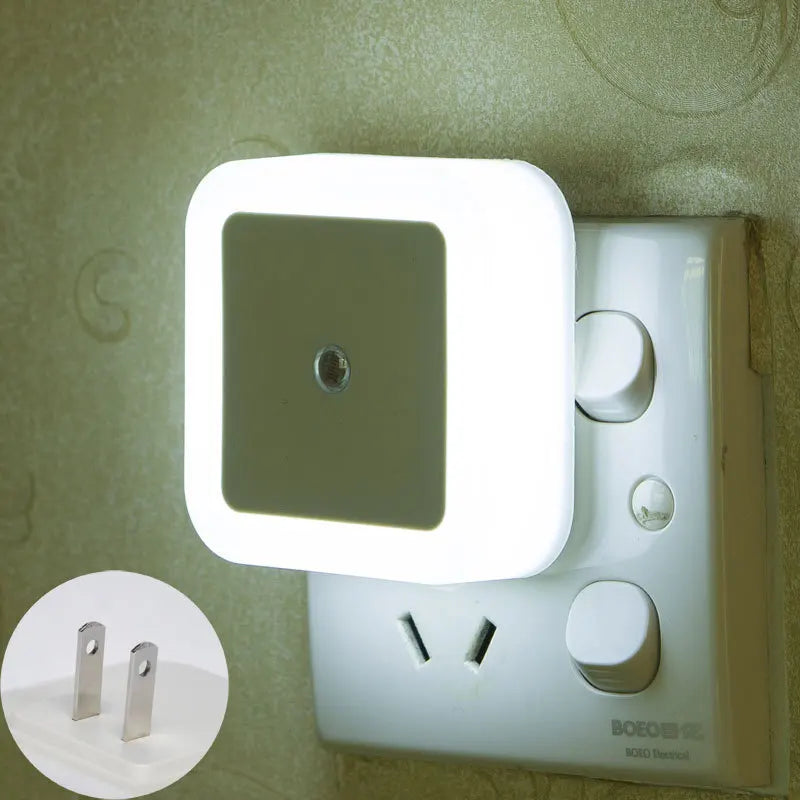 LED Night Lights Plug Into Wall Dusk To Dawn Light Sensor Night Light for Adults Kids Room Bedroom Bathroom Hallway Kitchen