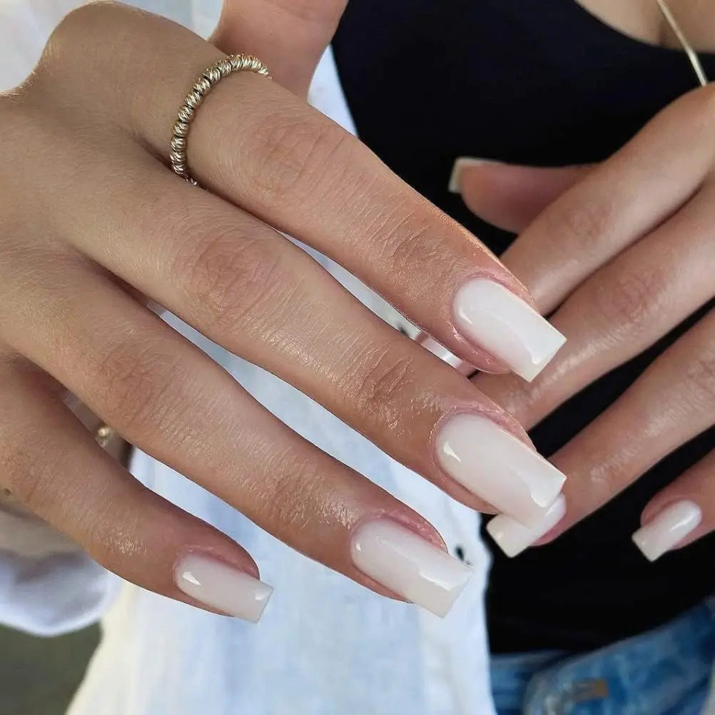 ARTAUG 24PCS Short Press On Nails Square Red High Saturation Glisten Press On Nails Full Cover Fake Nail Set Nails Charms