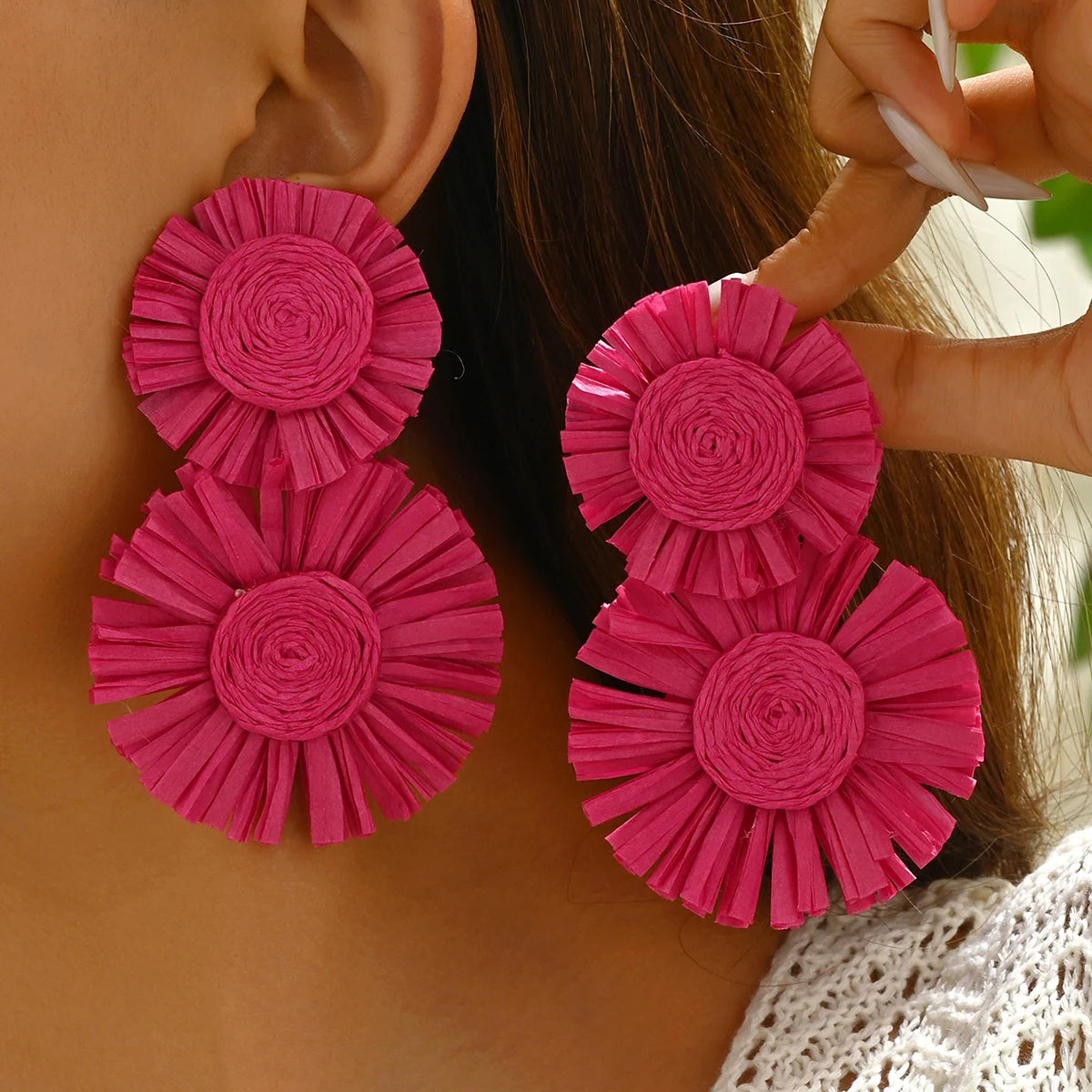 Bohemian A Pair of Bold Sunflower Hand-Woven Raffia Earrings in A Variety of Colors Suitable for Beach Vacation Balls