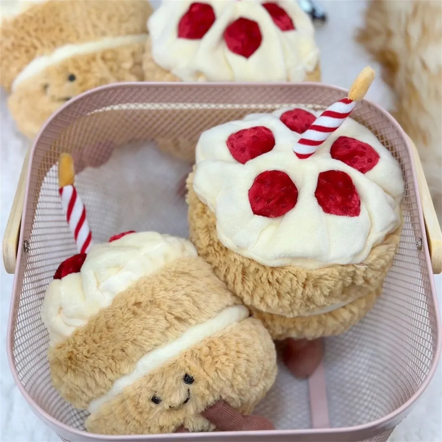 Hot selling - Doll, Beautiful Room Packaging, Pendant Gift, Room Decoration, Soft Sofa Mat, Birthday Gift, Car Decoration