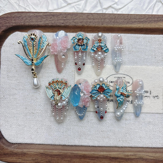 10Pcs High Quality Handmade Press on Nails Simple And Elegant Royal A must For Trends Fashion Weapon Nail Stickers Elegant