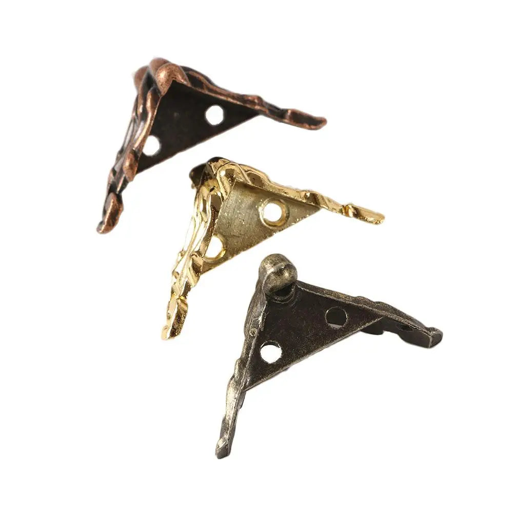 4pcs Antique Hardware Protector Furniture Part Decorative Corner Furniture Leg Feet Leg Corner Bracket