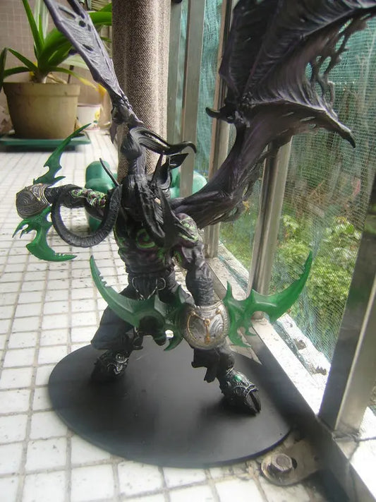 Game Wow Demon Hunter illidan Stormrage PVC Action Figure Toys