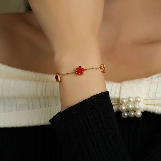 316L Stainless Steel Lucky Five-Leaf Flower Pendant Bracelets For Women Five-Petal Clover Collarbone Chain Exquisite Jewelry