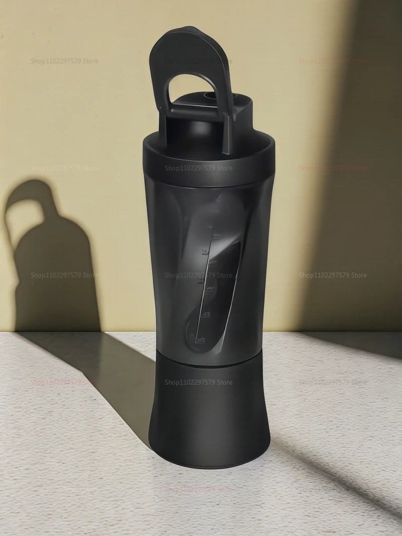 Portable Juicer Blender Cup 700ML USB Rechargeable Outdoor Smoothie Maker Fresh Fruit Mixer with 4 Blades for Travel and Sports.