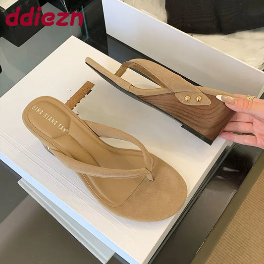 Female Flip flops Footwear Ladies Wedges Slippers Shoes New In 2025 Fashion Round Toe Women Heeled Sandals Slippers Shoes