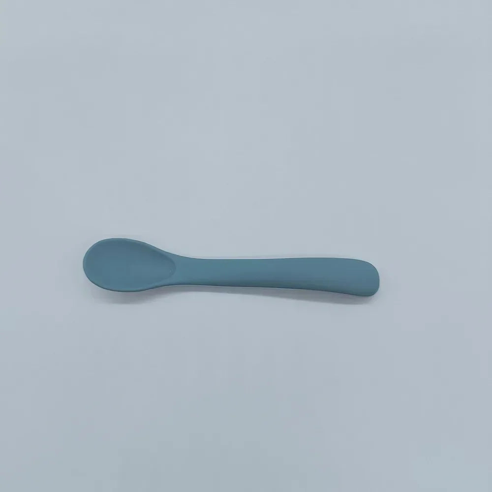 Silicone Baby Learn To Eat Spoon Small Curved Spoon Soft Rubber Feeding Silicone Cutlery Baby Training Spoon