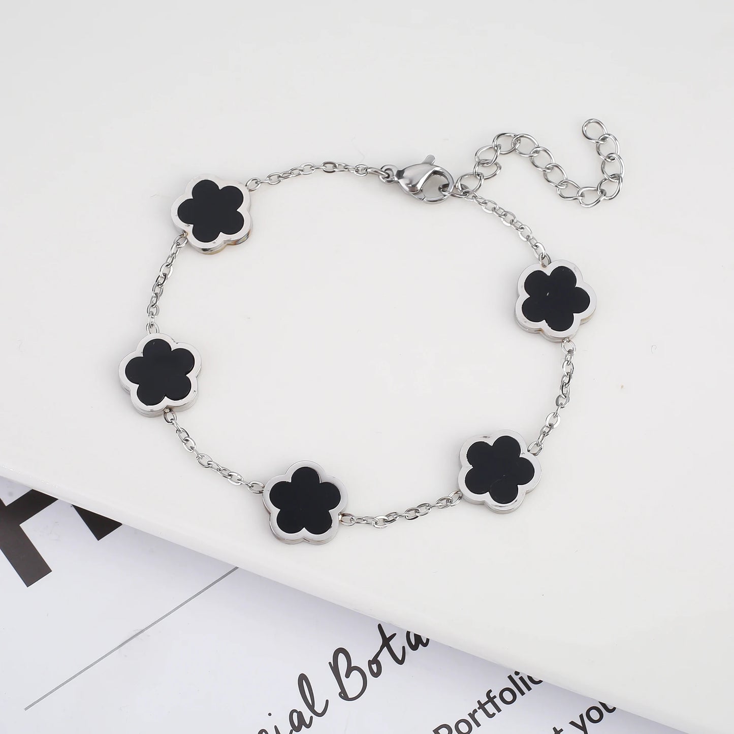 Silver Color New Design Plant Five Leaf Flower Bracelet Single sided Plum Blossom Stainless Steel Jewelry Women's Clover