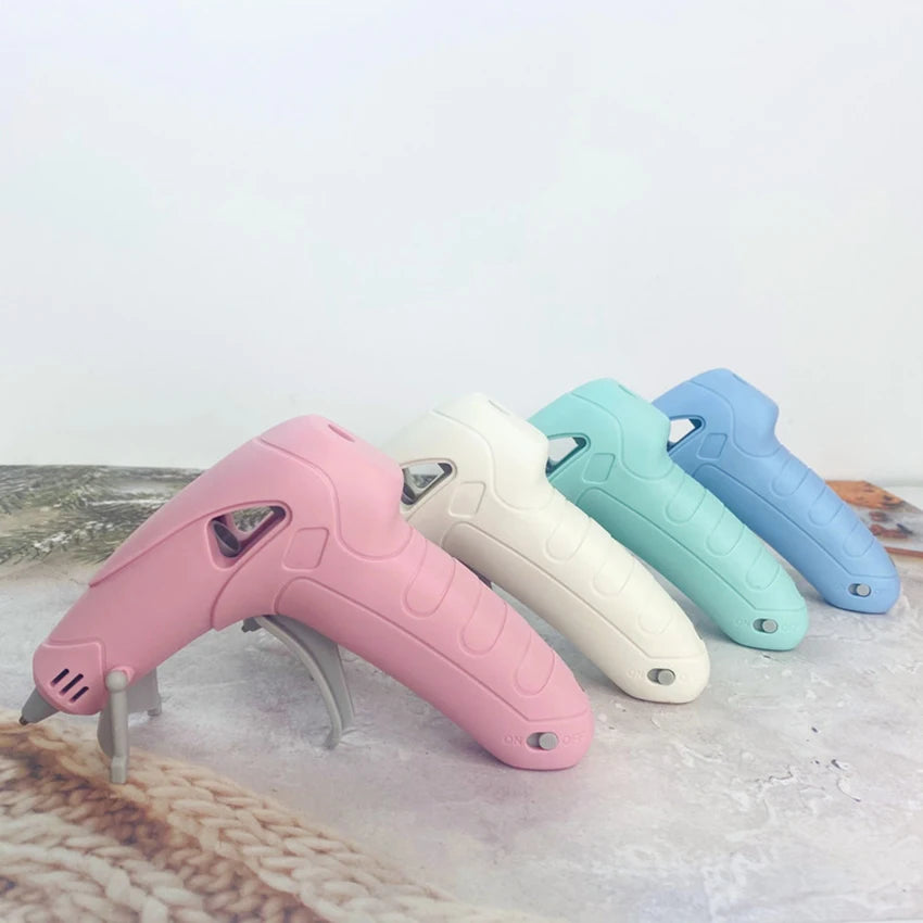 Cordless Hot Melt Glue Gun, USB Powered, 30 Sticks, for DIY, Arts and Crafts Projects, Sealing, 20W