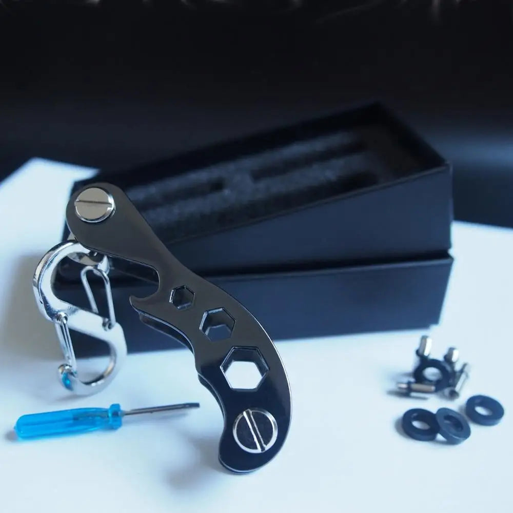 Smart Key Holder EDC Gear Key Holder Creative Gift Car Key Organizer Multi-functional key Clip keychain  Compact Key Holder