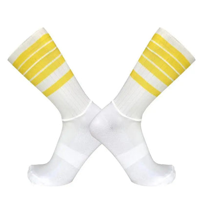 Anti Slip Silicone Summer Aero Socks Whiteline Cycling Socks Men Bicycle Sport Running Bike Socks Calcetines Ciclismo