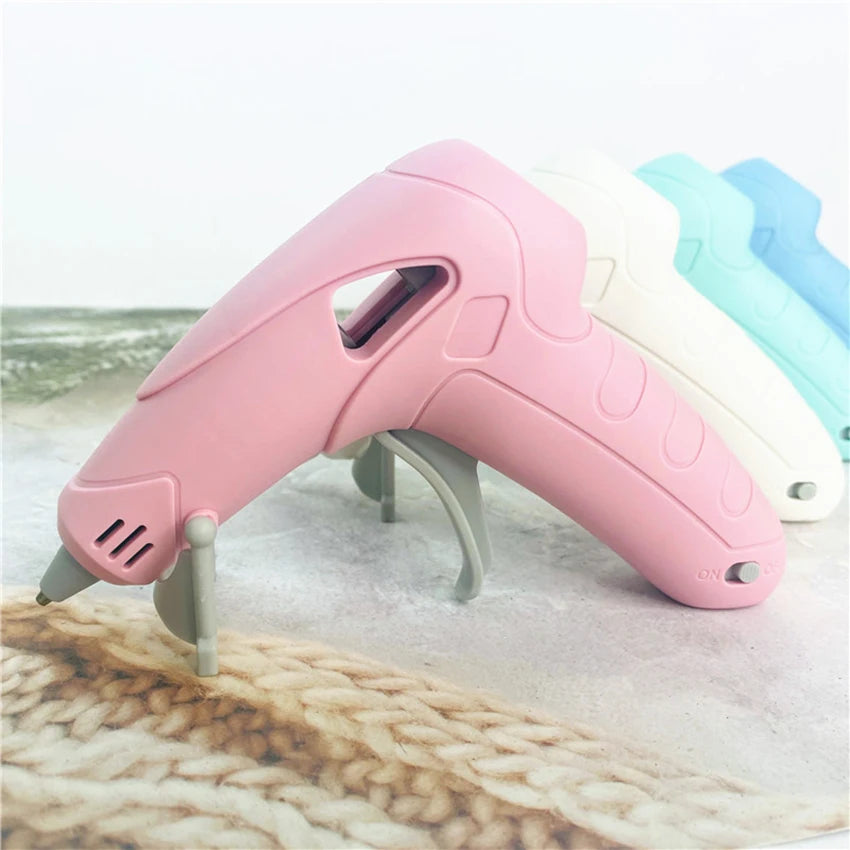 Cordless Hot Melt Glue Gun, USB Powered, 30 Sticks, for DIY, Arts and Crafts Projects, Sealing, 20W
