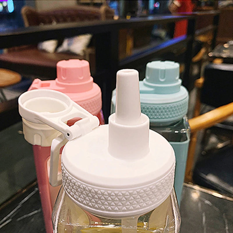 700ml Square Plastic Water Bottles Creative Summer Straw Bottle Outdoor Sport Shaker Travel Tea Juice Milk Portable Drink Bottle