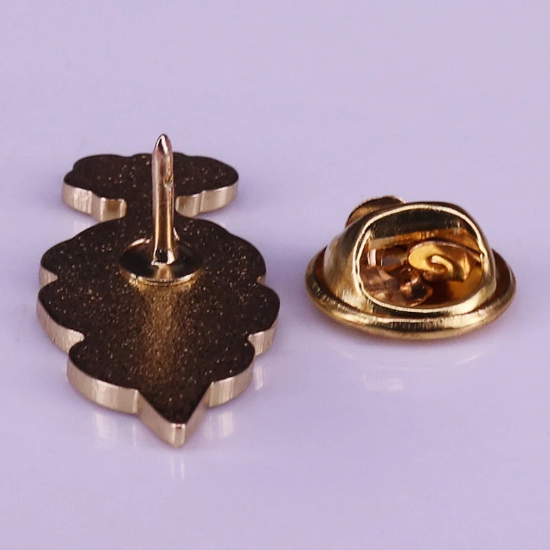 Vegan Enamel Pin Hamburger Broccoli Carrot Pussy Vegetarian Vegetables Badge Cartoon Brooch