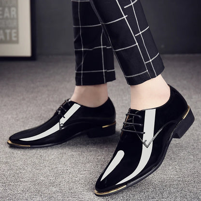 Patent Leather Men Dress Shoes 2021 New Brand Men's Business Shoes Italian Style Fashion Men Wedding Shoes Male Footwear 38-47