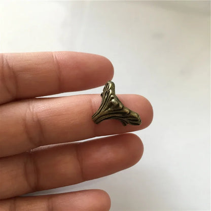 Antique Corner Protectors,Bronze Tone,Case Box Corners For Furniture Decoration ,19x11mm,8pcs