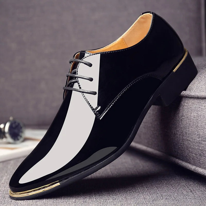 Patent Leather Men Dress Shoes 2021 New Brand Men's Business Shoes Italian Style Fashion Men Wedding Shoes Male Footwear 38-47