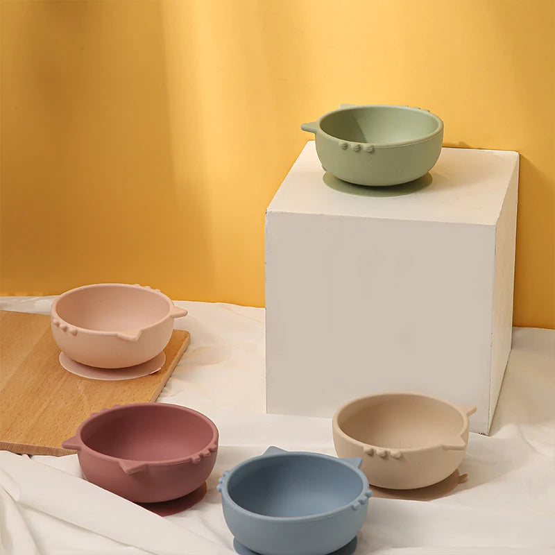 New Silicone Baby Feeding Bowl Tableware for Kids Waterproof Suction Bowl Feeding Bowl BPA Free Silicone Dishes for Baby Bowl