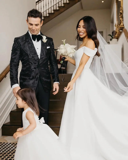 Elegant Wedding Dresses For Women Modern Bridal Dress Off The Shoulder A Line Brides Gown Formal Wedding Party Dress Customized