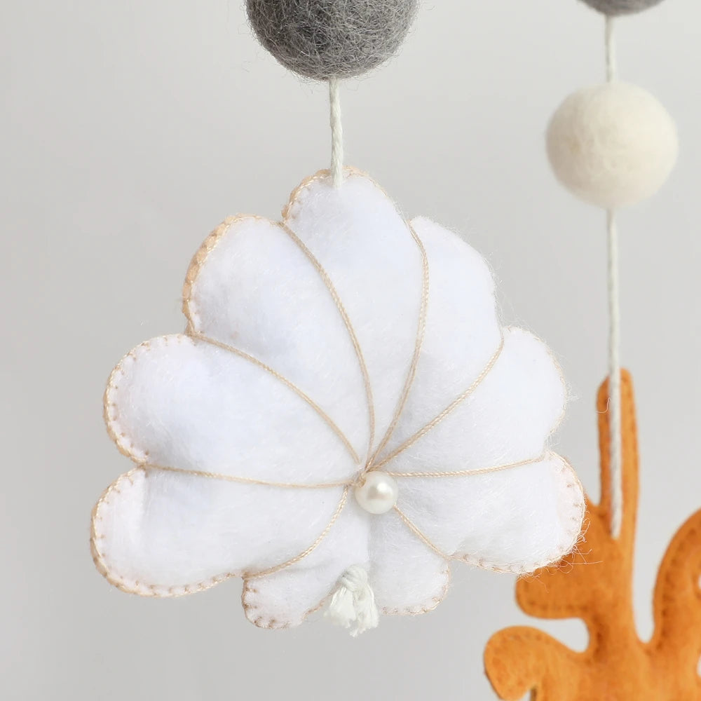 Baby Crib Mobiles Rattle Toy 0-12Months Soft Felt Whale Ball Bed Bell Newborn Music Box Bed Bell Crib Hanging Toys Infant Toys