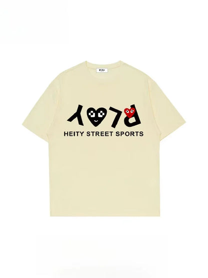 Short-sleeved T-shirts for men are a trendy summer fashion choice, featuring loose and casual prints from trendy brands