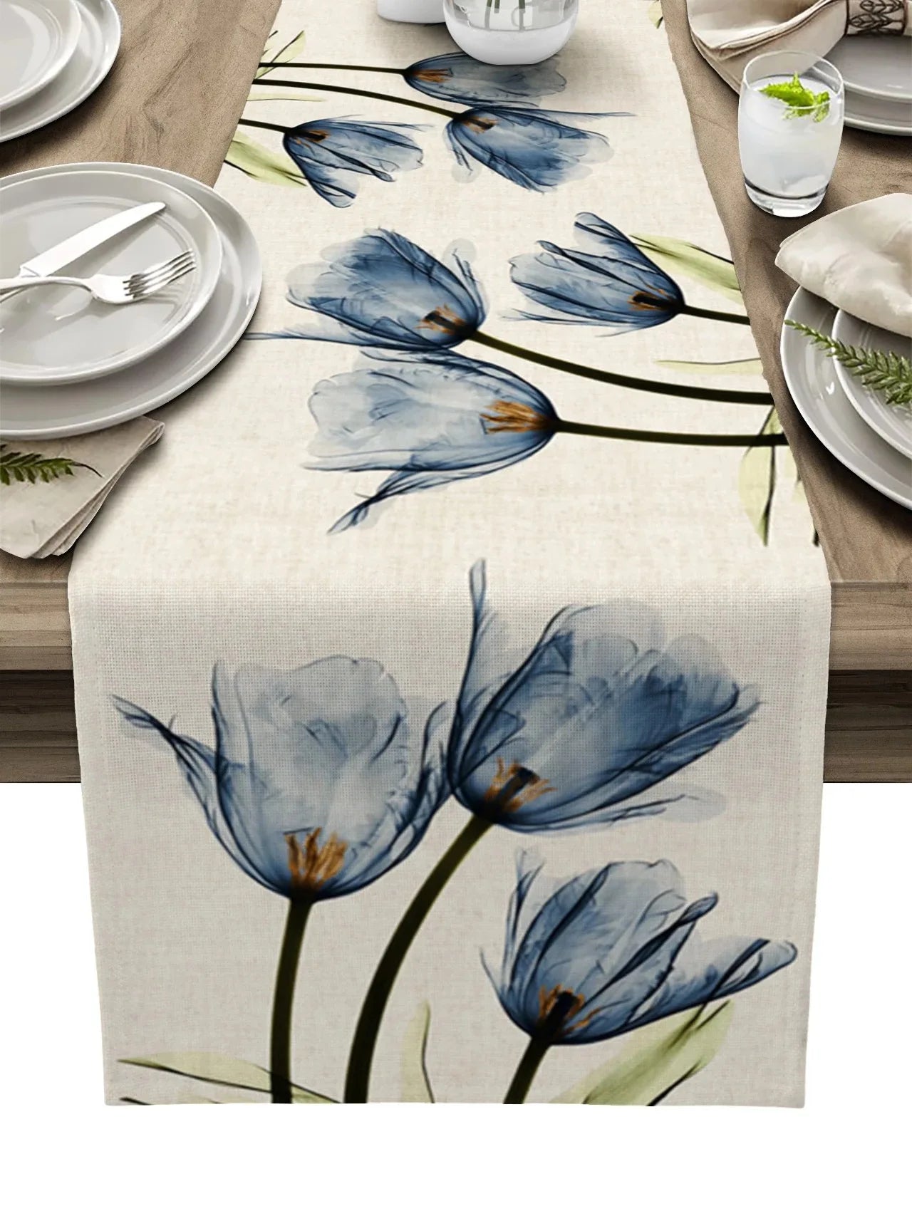 Blue Tulip Table Runner for Dining Table Kitchen Decor Anti-stain Dining Table Tablecloth Rectangular Dining Table Runner