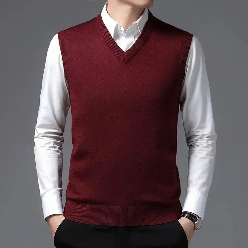 2025 New Men's Autumn High-end Sweater Vest V-neck Warm Knit Sleeveness Tank  Mens Clothes Pullover Tops