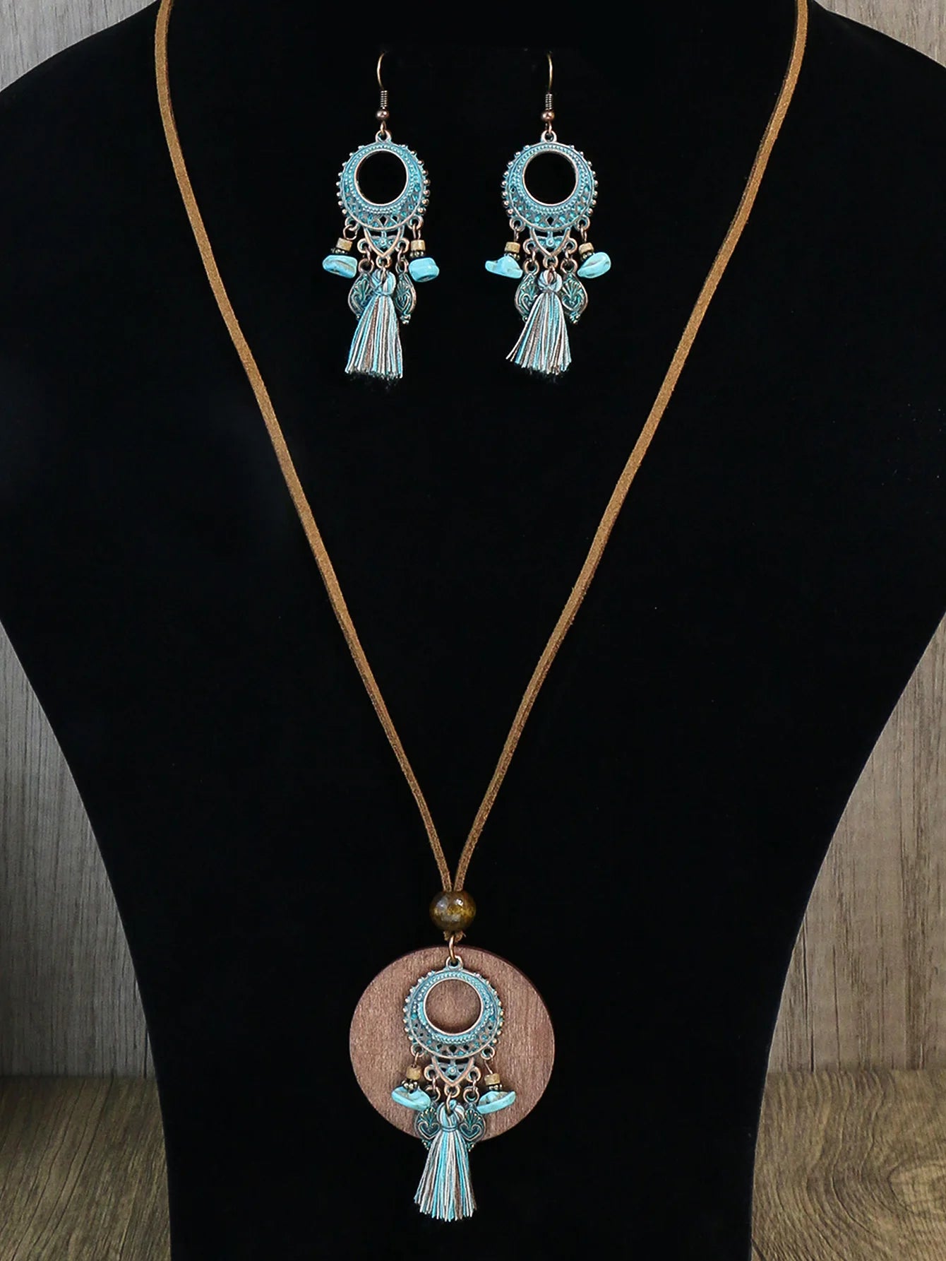 Bohemian ethnic style earrings Bohemian hollowed out circular ring tourism vacation jewelry retro round tassel women's earrings