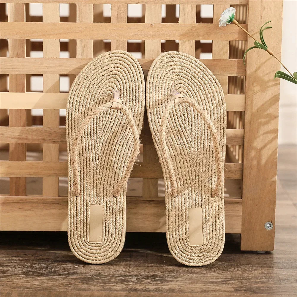 2024 New Flip Flops Women Slippers Ladies Shoes Indoor Outdoor Female Flip-flop Beach Flat Slides Fashion Summer Straw Sandals