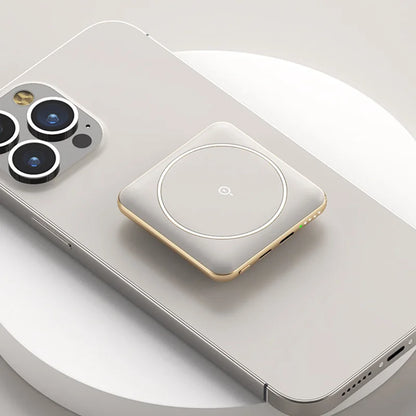 30000mAh Large Capacity Super Fast Charging YM-545 Portable Power Bank Magnetic Wireless Charging Power Bank Mobile Power Bank