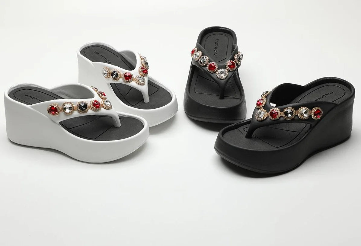 Woman Slippers Flip Flops Slides on Beach Sandals Waterproof Stylish Shoes for Women Top Designs Shoe Clappers Summer Sale