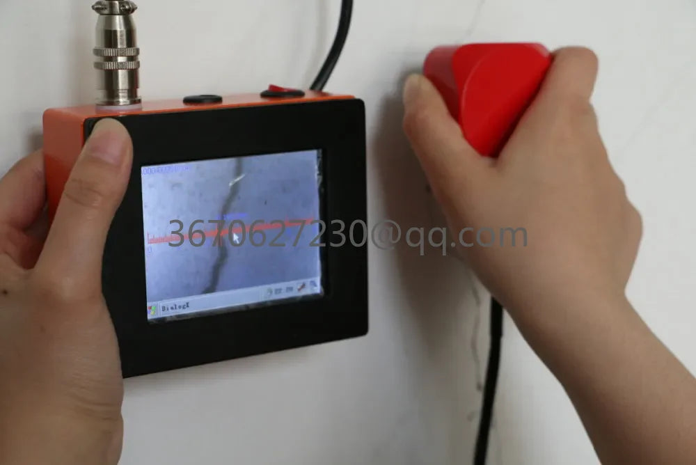 Electronic Crack Width Detector