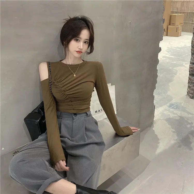 Women's T Shirts Off Shoulder Tees Sexy Plain Slim Black 2024 Tshirts 2000s Trend Female Tops Cool Wholesale Clothes Alt New In