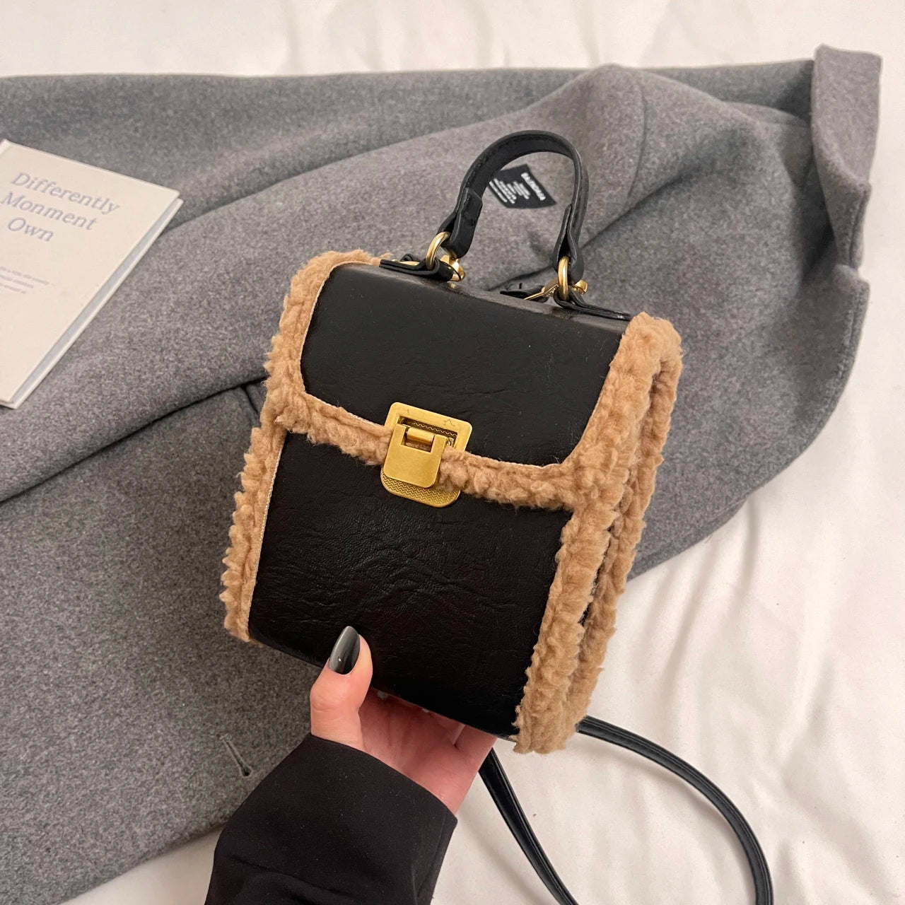 Fashion Small Totes Bag 2024 Trend PU Leather Shoulder Bags for Women Cute Short Handle Crossbody Phone Bag Luxury Fur Handbags