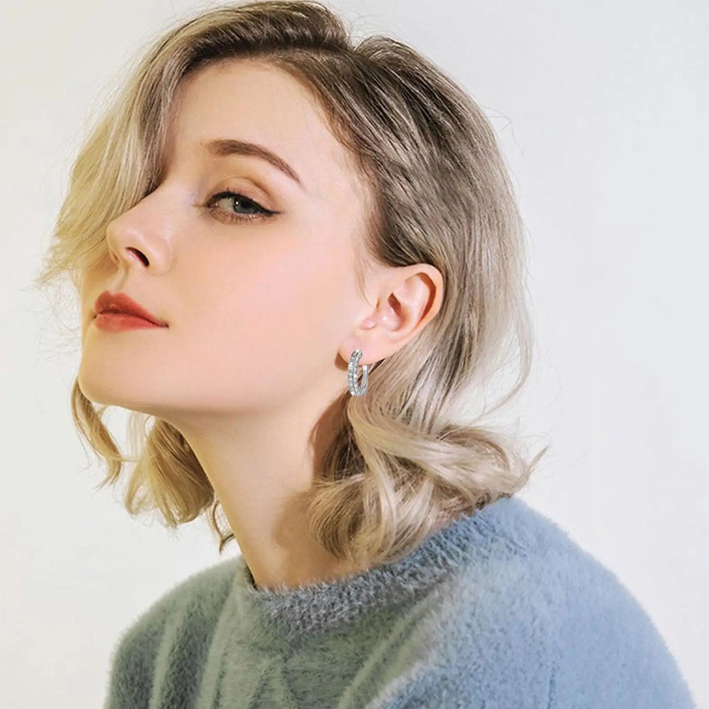 Magnetic Slimming Earrings Women Burning Fat Health Crystal Weight Loss Earrings Zirconia Magnetic Therapy Health Care Slim