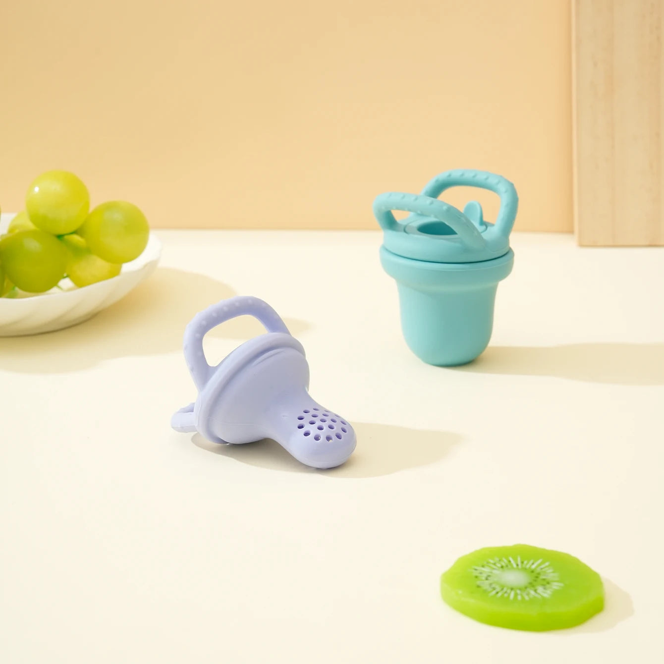 1PCS Baby Silicone Food Supplement Pacifier Pure Color Baby Tableware Portable Baby Fruit Vegatable Feeder Teether Baby Toys