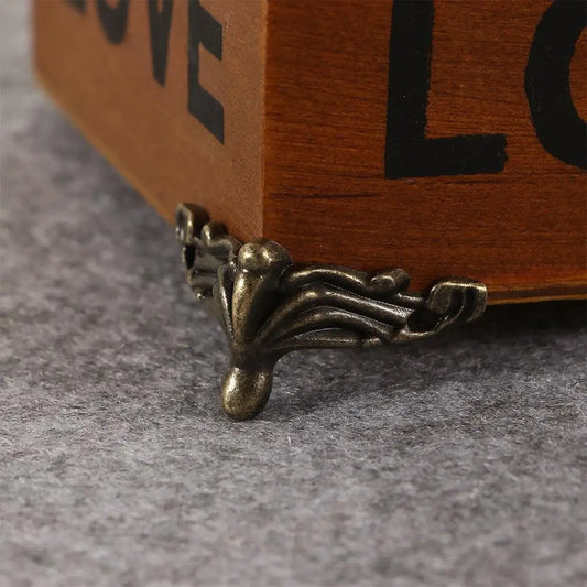 4pcs Antique Hardware Protector Furniture Part Decorative Corner Furniture Leg Feet Leg Corner Bracket