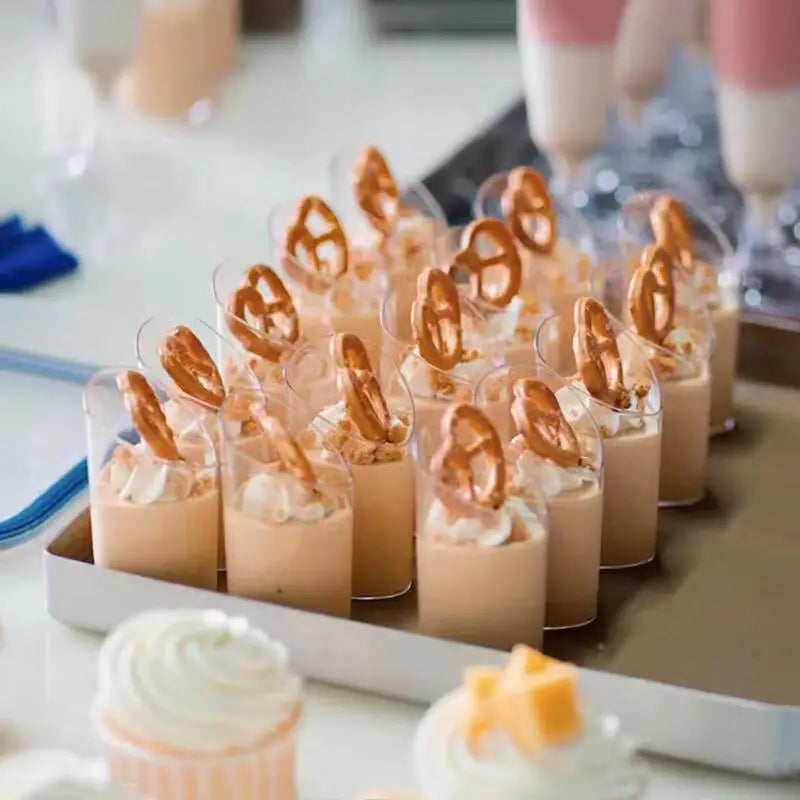 40PCS 80ml Plastic Pudding Cups Ice-Cream Mousse Dessert Picnic Party Packing Dessert Cups Christmas Supplies Matching spoon