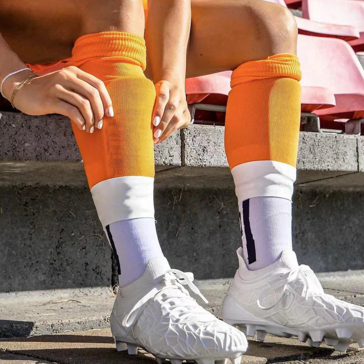 2pcs Non-Slip Silicone Soccer Sock Sleeves - Fit, Durable Grip for Athletes, Perfect for Football & Sports, Black - For Football