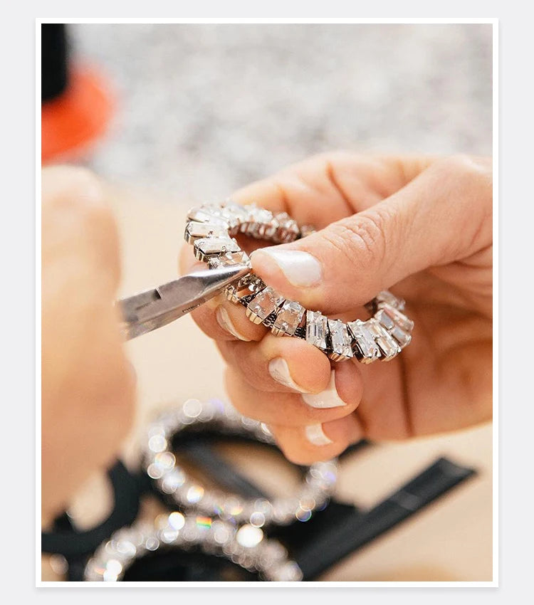 Circle Heels 2024 New Dress Wedding Shoes with Rhinestone Open Heel Roman Sandals