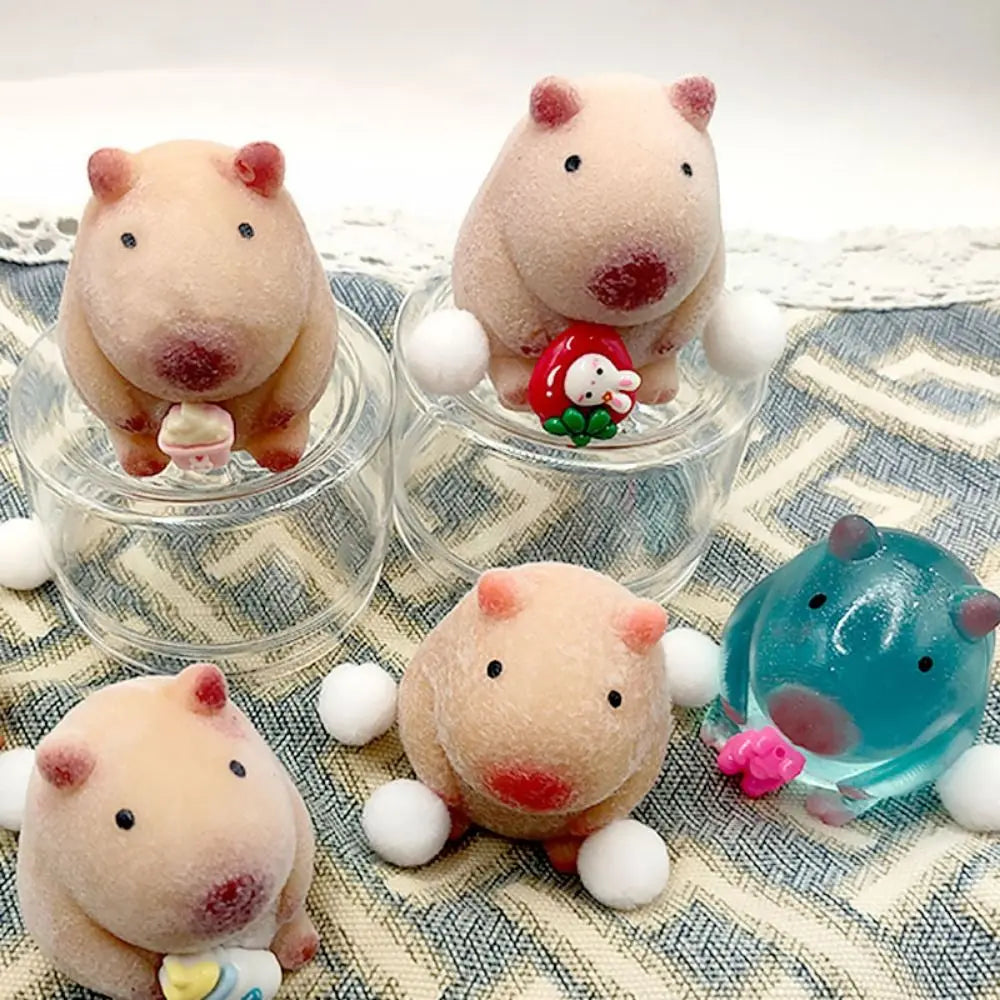 Random 1PC Pink White Capybara Squeezing Toys Squishy Toys Capybara Stress Relief Toys Pinch Stretch Decompress Stress Toys