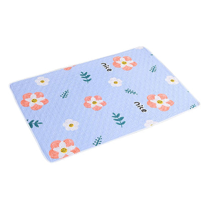 80x120cm 4 Layer Cartoon Dino Heart Diapering Mat Waterproof Washable Changing Pads for Night and Menstrual Protection Baby Care