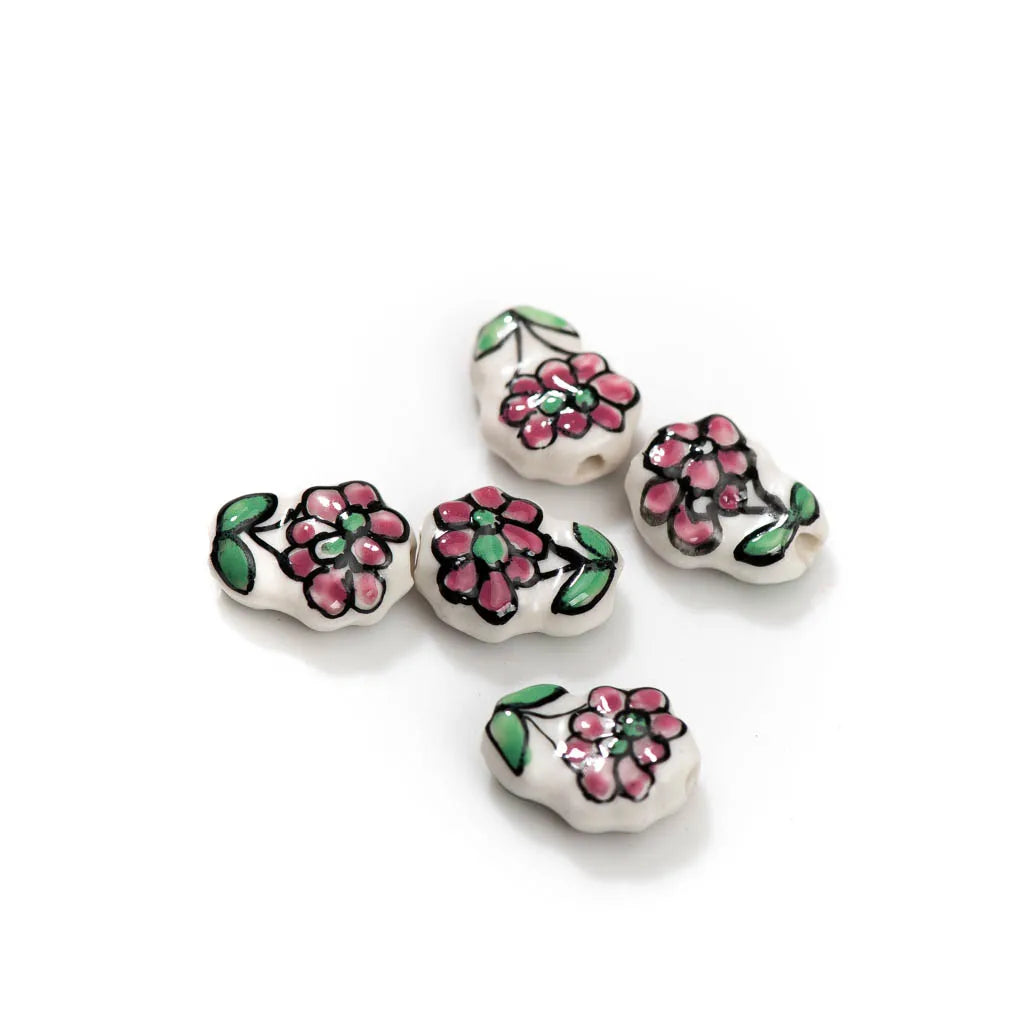 5pcs Artisan Hand-Painted Ceramic Beads Featuring Delicate Multi-Colored Floral Motifs Z717
