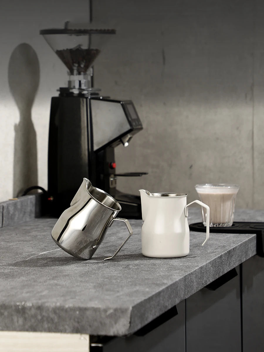 350/500/700ml Stainless Steel Milk Jug Frothing Pitcher Milk Espresso Machine Cappuccino Latte Frothing Pitcher Barista Milk Jug