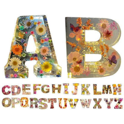 Floral 26 Letters Night Lights Decorative Resin Lamp with Initial Letter & Dry Flower Creative Table Light Night Lamp Glowing