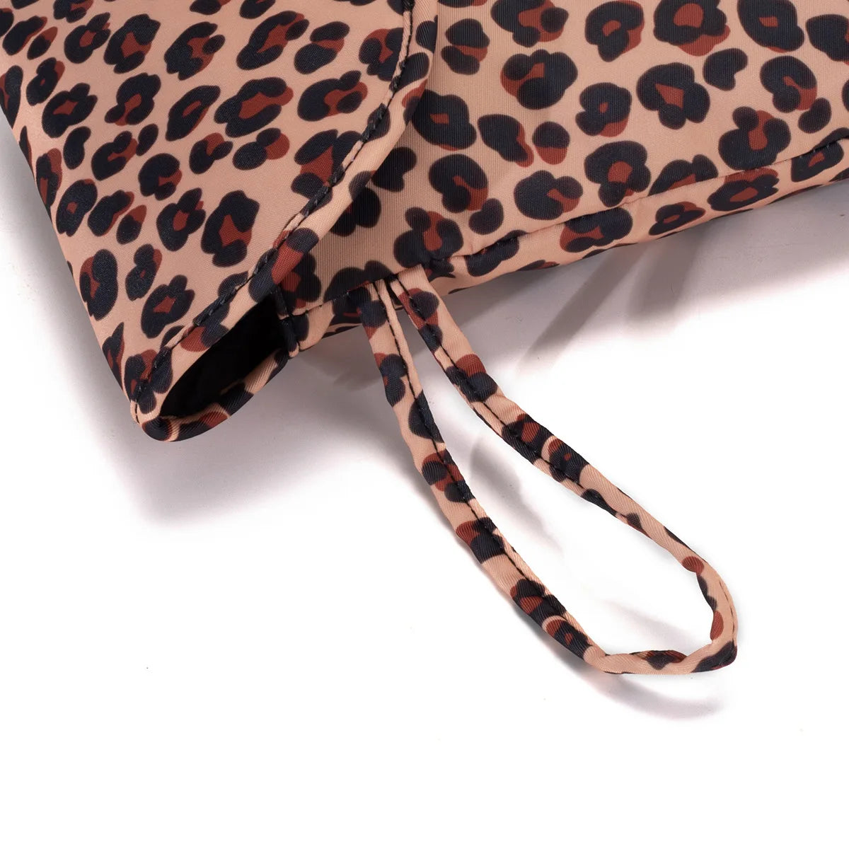 Waterproof baby diaper storage bag, baby diaper diaper bag going out portable bag