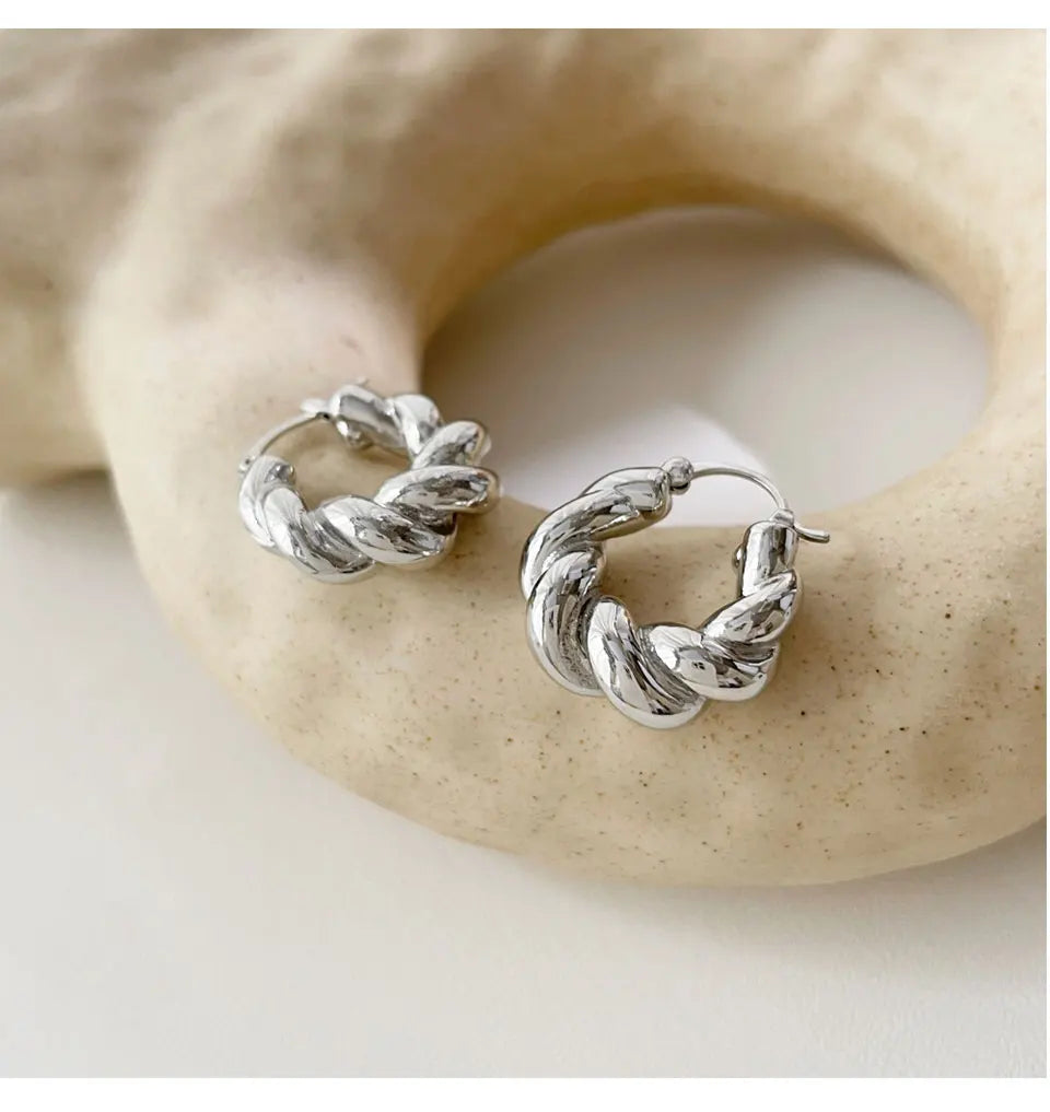 Peri'sBox Trendy Minimalist Twisted Hoop Earring for Women Gold/Silver Color Zinc Alloy Huggie Earrings бижутерия женщин Gifts